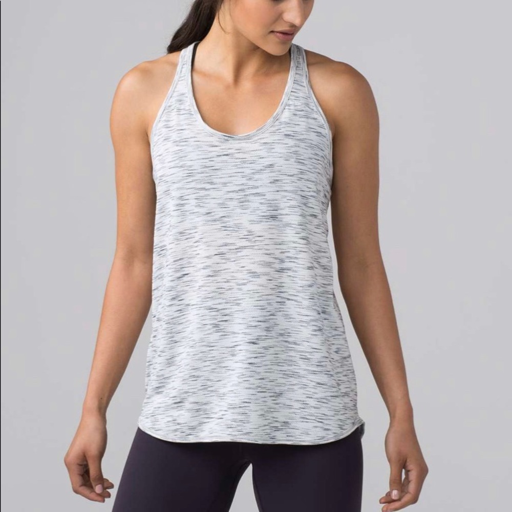 Lululemon Essential Tank size 6